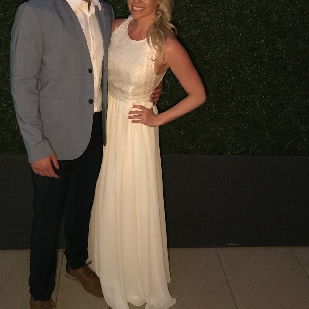 White maxi dress